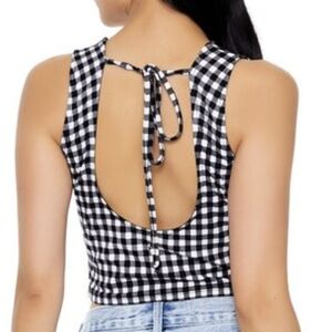 NWT Gingham Sleeveless Crop Top